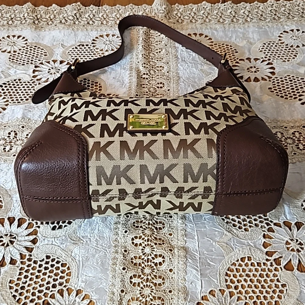 Michael Kors Millbrook Signature MK Brown Tan Jacquard Leather Shoulder Hobo Bag - Picture 7 of 12